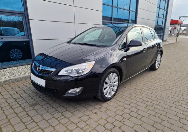 samochody osobowe Opel Astra cena 23900 przebieg: 164000, rok produkcji 2010 z Płock